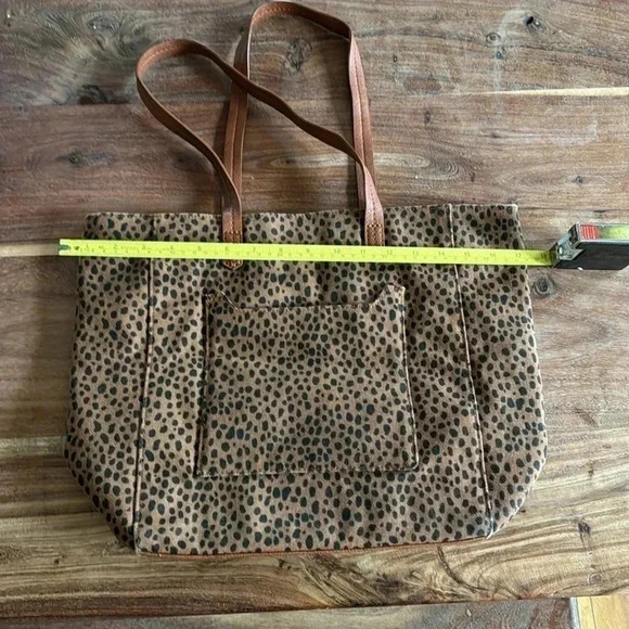 Universal Thread Cheetah Print Tote - Picture 8 of 9